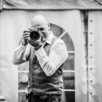 Über-mich-Fotograf-TS-Fotoevents-101 Fotograf im Einsatz - hier unterwegs als Hochzeitsfotograf