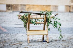 Baumstammsägen Hochzeit